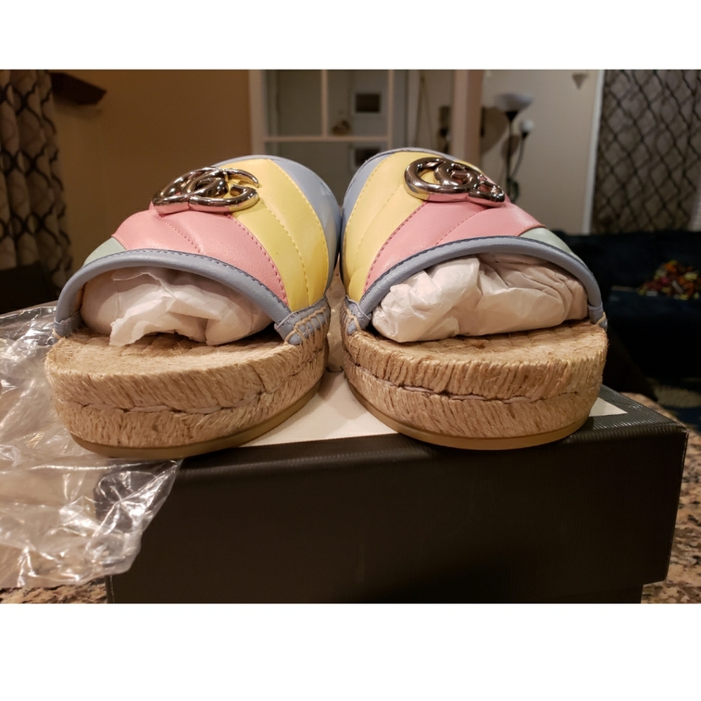 New Auth Gucci Marmont Sz 40 Slides! - Picture 3 of 11